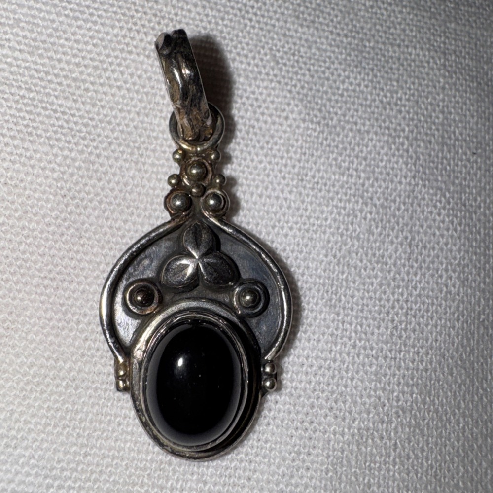 925‎ Sterling Silver Black Onyx Pendant Vintage Ornate Oval Cabochon